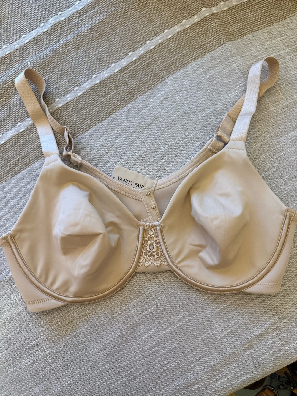Vanity Fair Beige Smooth Full Coverage Underwire Bra